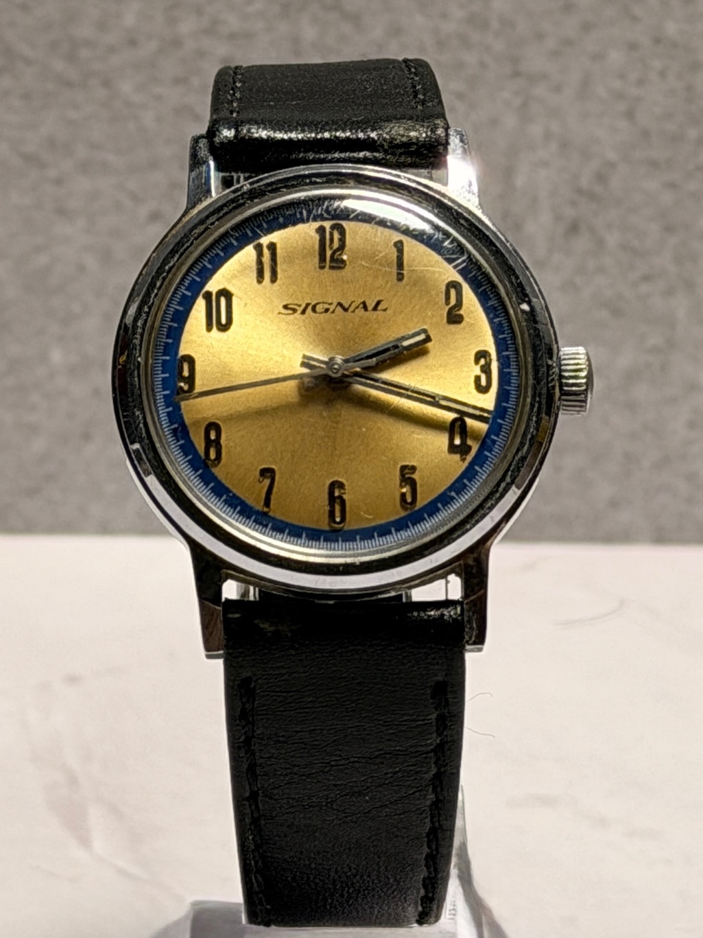 Vintage Signal Manual Wind Watch Gold Dial Mechanical Dress Watch